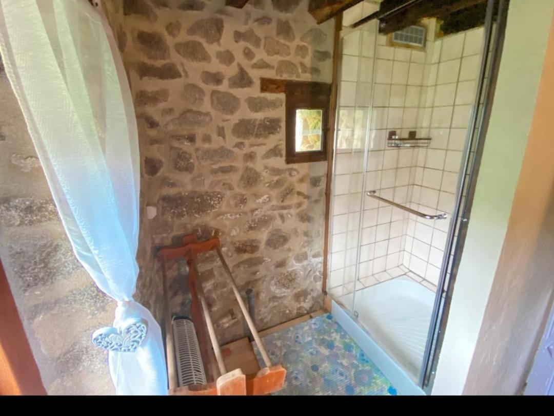 Gite Le Onze Beauval Saint-Dizier-Leyrenne Εξωτερικό φωτογραφία